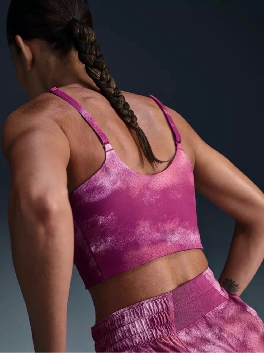 Nike One Convertible Light-Support Lightly Lined Longline Printed Sports Bra - Picture 2 of 14